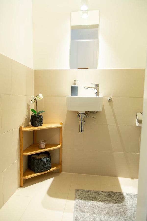 Cozy & Cool Apartment * 5 Min To City Center Wien Exterior foto